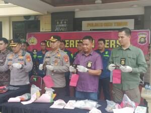 Satres Narkoba Polres OKU Timur Bongkar Home Industri Ekstasi Berbahan  Semen dan Soda Api