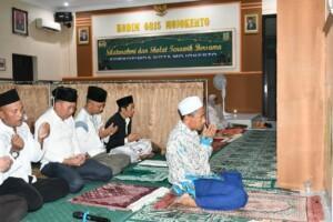 Forkopimda Kota Mojokerto Silaturahmi dan Shalat Tarawih Di Markas Kodim 0815