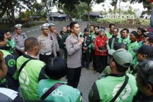 Pesan Kapolres Jombang Saat Silaturahmi Dengan Komunitas Ojol