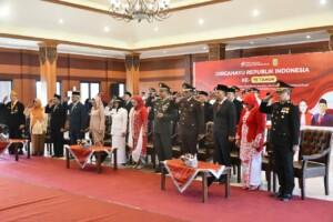 Dandim Mojokerto Bersama Forkopimda Ikuti Upacara Virtual Detik-detik Proklamasi Kemerdekaan RI Ke-78