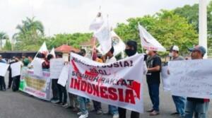 Seruan Gerakan Aksi Damai Ormas HIMAU Di Gedung DPRD OKU Baturaja
