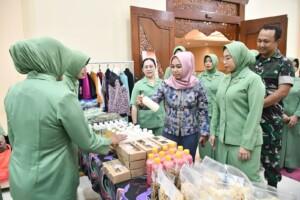 Tamu Istimewa, Walikota Mojokerto Hadiri Pertemuan Gabungan Persit KCK Cabang XXX Kodim 0815 Berikan Penyuluhan Ibu & Anak