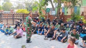 Danramil Magersari Bekali Satlinmas Kelurahan Balongsari