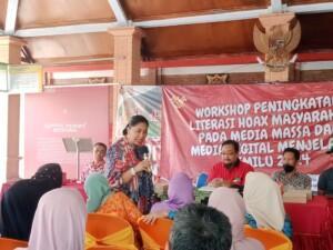 Peni Sutantri Anggota DPRD Provinsi Jatim Gelar Workshop Literasi Hoax pada Media Massa di Mojokerto