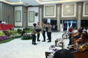Jelang Piala Dunia U -17, Kapolda Jatim Membuka Latihan Praops Aman Bacuya 2023