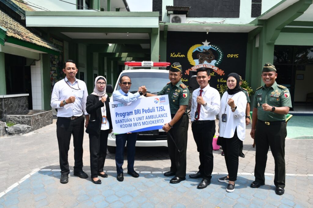 Mudahkan Layanan Kesehatan Masyarakat, Kodim 0815/Mojokerto Terima Hibah Ambulance