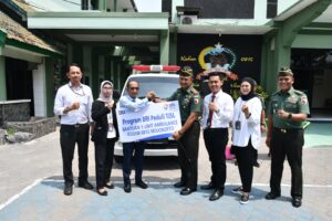Mudahkan Layanan Kesehatan Masyarakat, Kodim 0815/Mojokerto Terima Hibah Ambulance