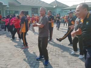 Senam Bersama Forkopimcam, Danramil Jetis : Perkuat Sinergitas Jelang Pemilu