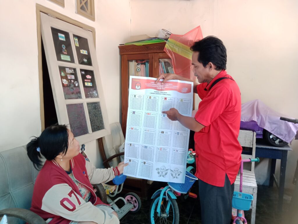 Dwidjo Kretarti Caleg No. 9 Dari PDI P Kabupaten Mojokerto Sosialisasikan Pemilu Jangan Golput