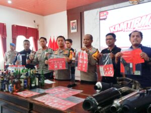 Polresta Mojokerto Gelar Konferensi Pers Akhir Tahun 2023