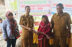 Pembagian BLT di Desa Keban Agung Berjalan Lancar