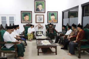 Menkopolhukam Hadi Tjahjanto Safari Ramadan di Ponpes Tebuireng, Ini Yang Disampaikan