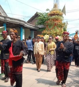 Lestarikan Tradisi, Warga Dusun Simokerto, Dawarblandong Gelar Ruwah Desa