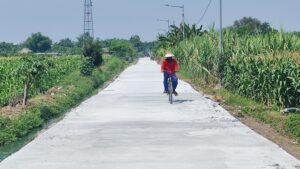 Warga Bahagia, Saat Satgas TMMD Tuntaskan Rabat Beton Jalan Lingkungan