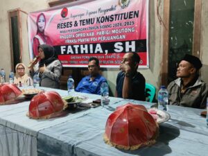 Fathia Anggota DPRD Parimo Gelar Reses