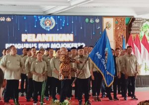 Pengurus PWI Mojokerto Raya Periode 2024-2027 Resmi Dilantik