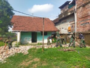 Pangdam V/Brawijaya Tunjukkan Kepedulian, Rumah Dinas Prajurit di Mojokerto Direnovasi