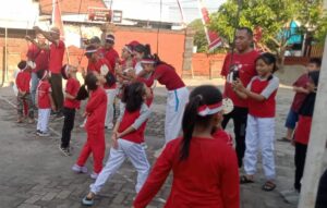 Semarak HUT ke-80 RI, Persit Bangsal dan Mojoanyar Gelar Lomba Kreatif