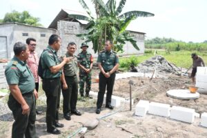 Dua Hari Berturut, Ibu Serni Terima Bantuan TNI Lewat Sedekah Prajurit dan RTLH