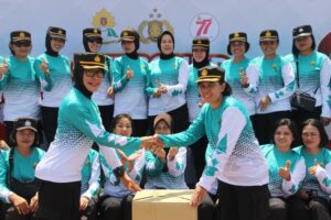 Polwan Polda Sulteng Ikuti Outbond