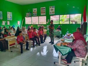 Wujudkan Sekolah Ramah Anak, Koramil 0815/08 Dawarblandong Gelar Sosialisasi Anti-Kekerasan