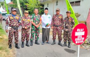 Babinsa Modopuro Bersama Banser Amankan Pengajian dan Sholawatan Maulid Nabi