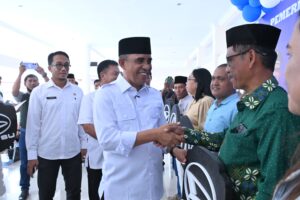 Rumah Ibadah dan Yayasan Keagamaan di Sulteng Dapat Bantuan Hibah Mobil Ambulance