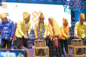 Festival Teluk Tomini Bergema di Anjungan Tepi Laut Kayubura