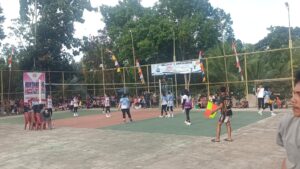 Final Open Tournamen Volly dan Badminton Di Desa Ulak Pandan Diikuti Dua Kabupaten