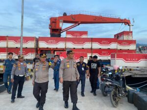 Jelang Nataru, Karoops Polda Sulteng Tinjau Keselamatan Berlayar di Morowali Utara