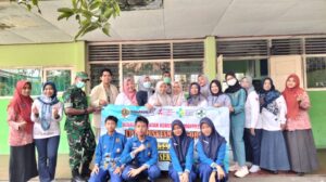 Pemeriksaan Kesehatan Gratis di SMPN 1 Ngoro, Wujud Sinergi Dinkes Mojokerto, PT PIM dan Koramil Ngoro