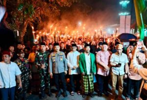 Pawai Obor dan Gebyar Sholawat Menyambut Bulan Suci Ramadhan Disambut Meriah Warga Baturaja