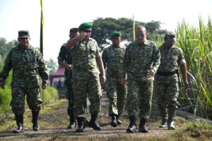 TNI AD Wujudkan Infrastruktur Desa, Jembatan Perintis Garuda Mulai Dibangun Di Kemlagi