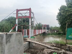 Tuntas Lebih Awal, Pembangunan Jembatan Perintis Garuda Mojokerto Capai 100 Persen di Hari ke-29