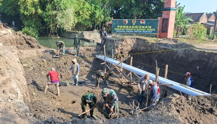 Semangat Gotong Royong Warnai Pembangunan Jembatan Perintis Garuda di Sumbertebu
