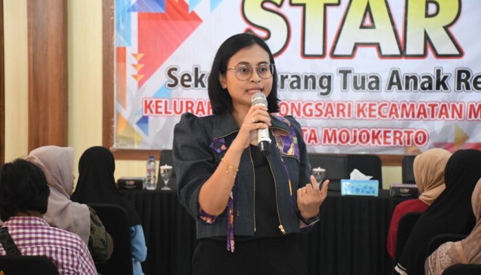 Perkuat Hubungan Orang Tua dan Anak, Ketua Persit Kodim 0815 Berikan Edukasi Pengelolaan Emosi
