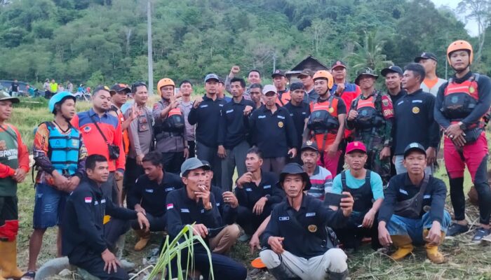 Misi Sosial Persatuan Radio Kumbang Desa Ujan Mas, Peduli Terhadap Sesama Masyarakat