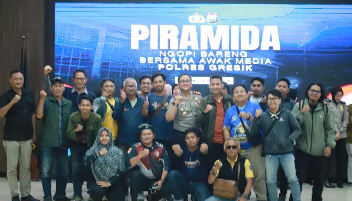 Polres Gresik Gelar Piramida, Perkuat Sinergi Melalui “Ngopi Bareng Media”