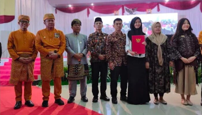 Siswa SMAN 5 OKU Raih Beasiswa Kedokteran,Kepala Sekolah Ismakun : Prestasi Yang Membanggakan Daerah dan Sekolah
