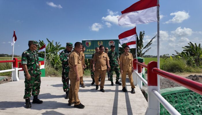 Pastikan Mutu Konstruksi, Tim Zidam V/Brawijaya Periksa Dua Jembatan Garuda Merah Putih Kodim 0815/Mojokerto