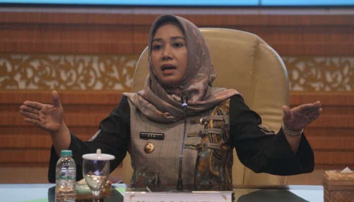 Rakor Pengawasan Perizinan HOREKA, Ning Ita Dorong Optimalisasi Potensi PAD Kota Mojokerto