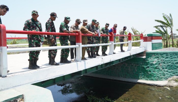 Tim Dalwas Itjenad Tinjau Sejumlah Jembatan Merah Putih di Wilayah Kodim 0815/Mojokerto