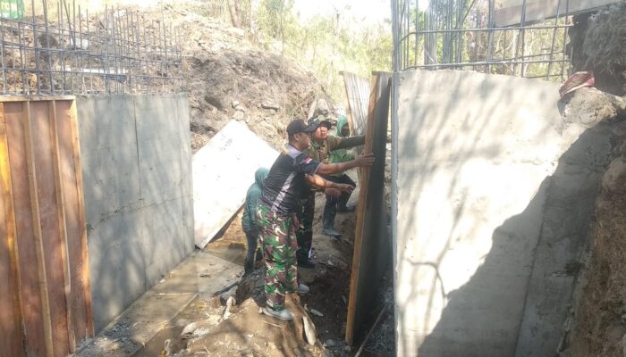 Kodim 0815/Mojokerto Terus Kebut Pembangunan Jembatan Garuda di Payungrejo